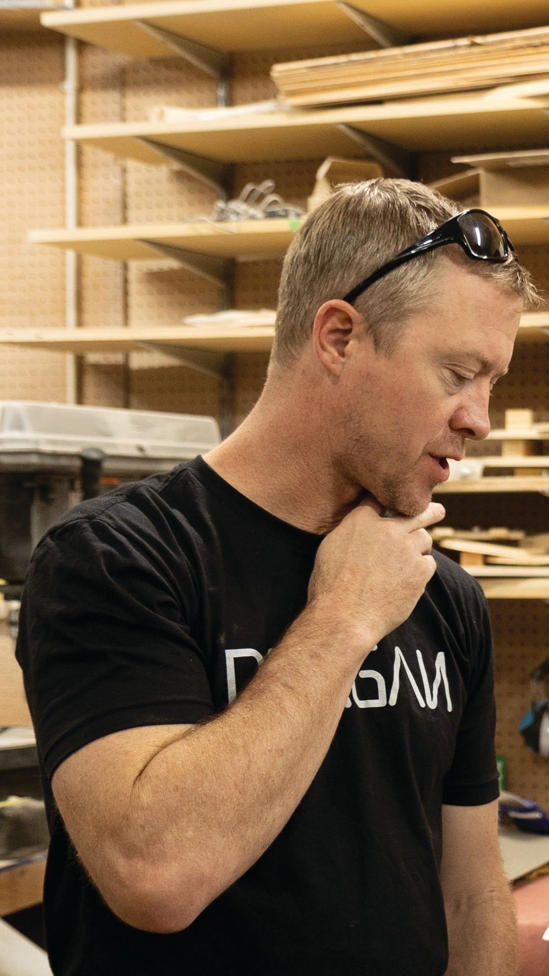 Dragan Logo Short Sleeve in Black